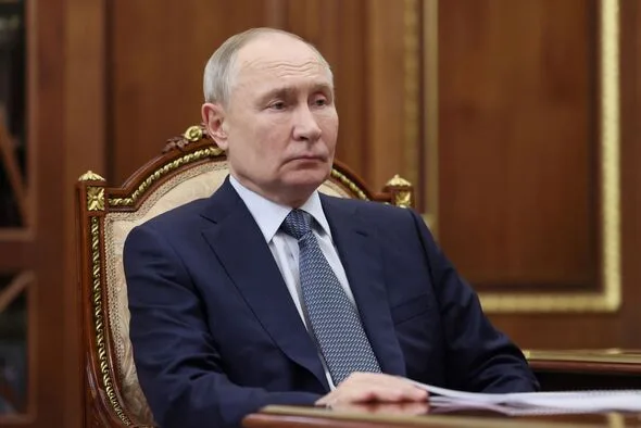 プーチン大統領の1000億円別荘から17km、ビーチにドローン落下で4人死亡