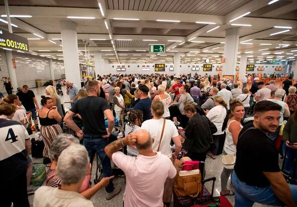 マヨルカ島で空港職員が夏に4度スト、英国人旅行者に大打撃