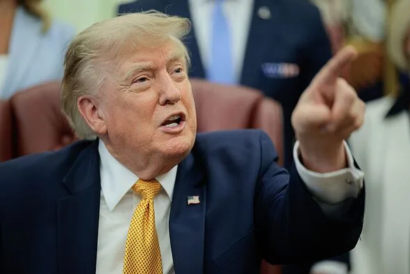 トランプ、キューバ侵攻を計画か?イランとの2正面作戦も視野