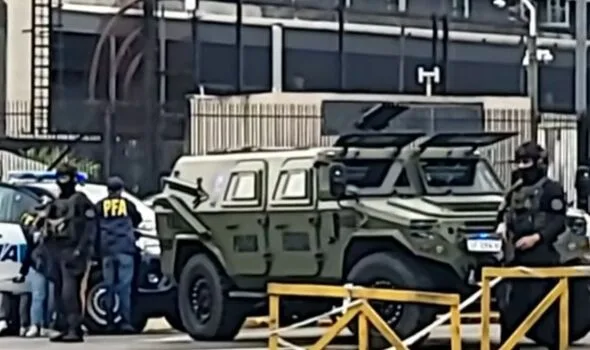 「爆弾が外にある」脅迫電話で在アルゼンチン米国大使館が緊急避難